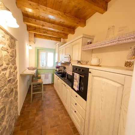 アパートホテル La Beppa - Casa ポントレーモリ